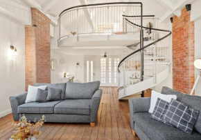 Parking, Heated floors, Sleeps 4 guests, Netflix